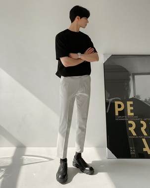 �ڶ���T��+��ɫ�ŷ�ѝ���ڰ׼�ɫ���佛(j��ng)��ÿ�