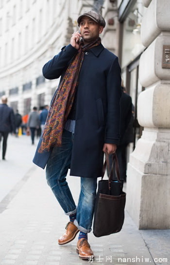 �W���L(f��ng)���´� չ�F(xi��n)��ʿ����Ľ^���x��