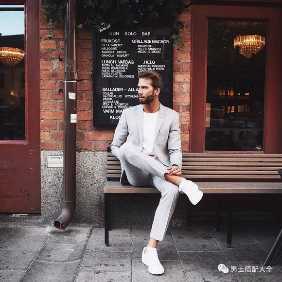 ���ɫ�����ܰ����b�����ഺ�r�и�