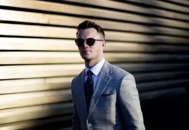 Ů����ϲ�g����������ָ����6�c׌��������ߵĳ�����ʾ��