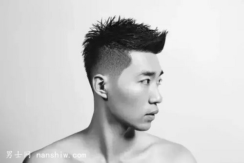 �]����Ҳ������4����ʿ�l(f��)����������߀�􄢺��l(f��)�͆�