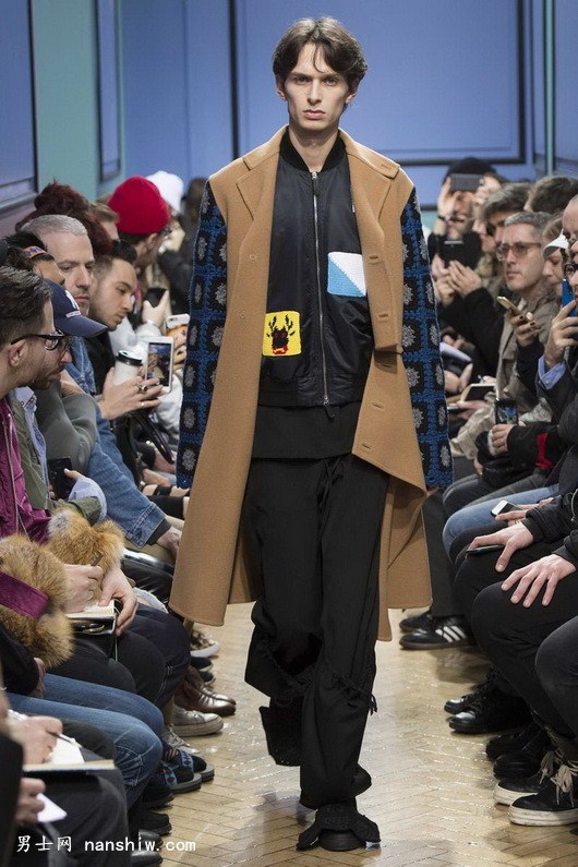 J.W.Anderson 2017/2018�ﶬ�������b�����������wСͯ��