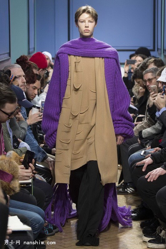 J.W.Anderson 2017/2018�ﶬ�������b�����������wСͯ��