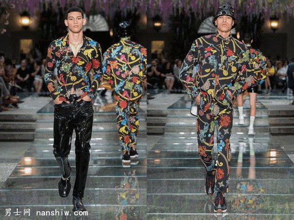 Versace��˼��2019�������bϵ��| ጷ����ɞ�Ó�ğoη����