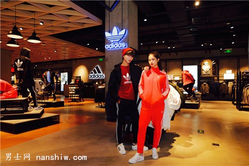 �����׼Ұ����_(d��)˹���\(y��n)��(d��ng)�r(sh��)��Ʒ���w�(y��n)�ꡱ�h(yu��n)��(l��)�̸��_Ļ