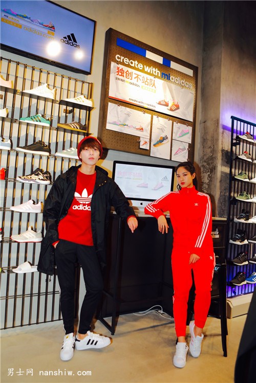 �����׼Ұ����_(d��)˹���\(y��n)��(d��ng)�r(sh��)��Ʒ���w�(y��n)�ꡱ�h(yu��n)��(l��)�̸��_Ļ