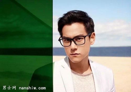 �Q���ڿ����R�ǁ�����������Ʒζ�ĵ�һ��