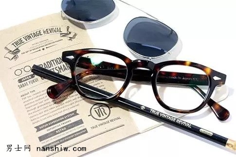 �Q���ڿ����R�ǁ�����������Ʒζ�ĵ�һ��