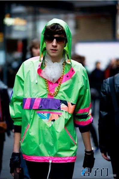 һ���׃�W������ Holdס����