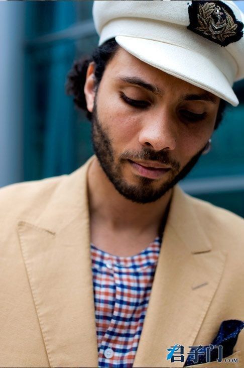 һ���׃�W������ Holdס����