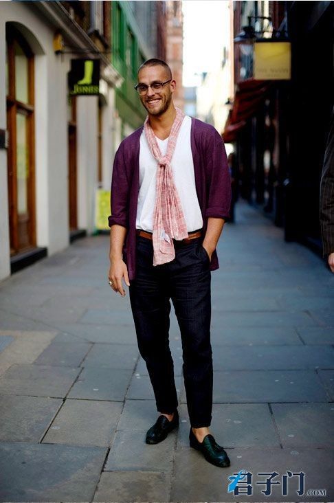 һ���׃�W������ Holdס����