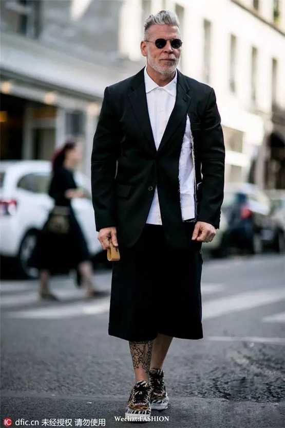 �����ĕr�󡿕r�н���r������56�q���r����ˡ���˹��