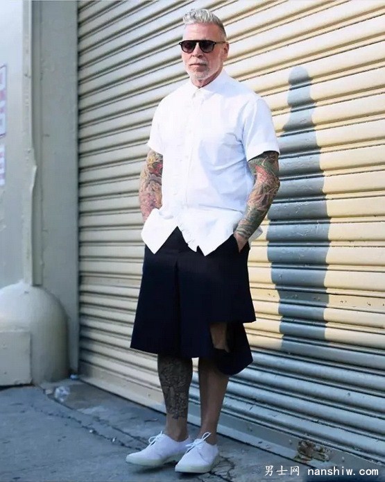 �����ĕr�󡿕r�н���r������56�q���r����ˡ���˹��