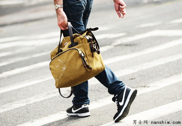 ���ｻ�Q�� �~�s�������b����