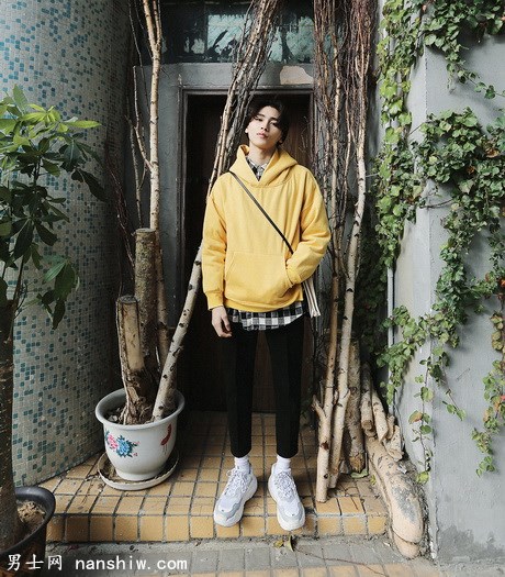 �ﶬ�n�漃ɫ�ӽq�Ӻ���L(f��ng)�Bñ�l(w��i)��8ɫ