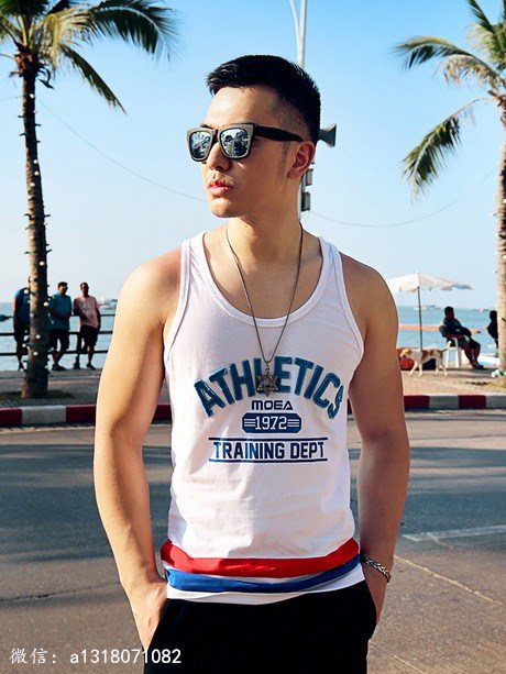 ������ĸ�o��ײɫ���걳��