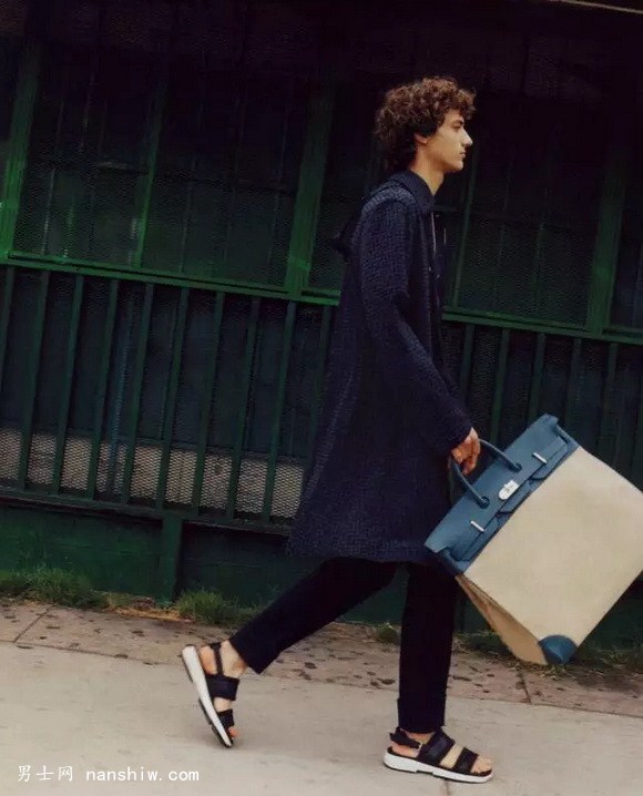 ��ɫ���A �C ���R��2017�괺�����bϵ��