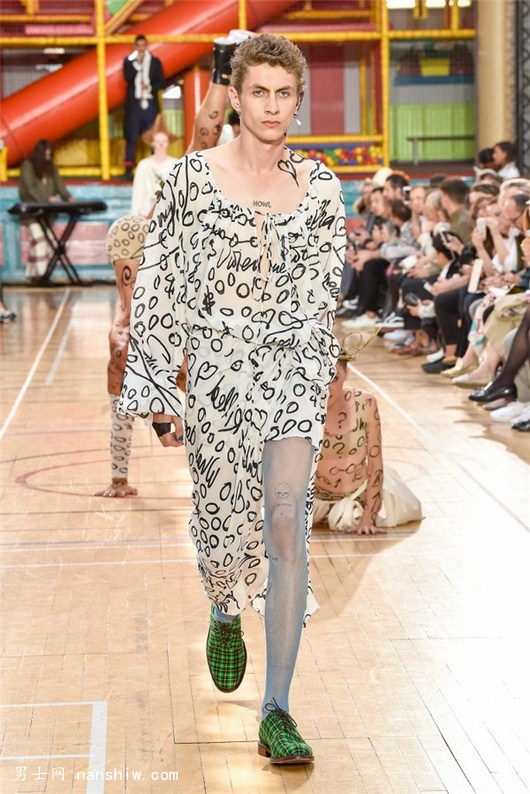 ���| Vivienne Westwood���S�S�����f˹����£�2018�������b