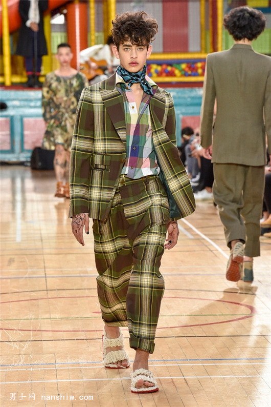 ���| Vivienne Westwood���S�S�����f˹����£�2018�������b