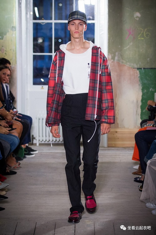 ���| Burberry 2017���r(sh��)�b��������